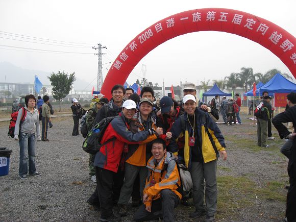 http://www.059183.cn/bbs2/img/0803/7753_全家福.jpg